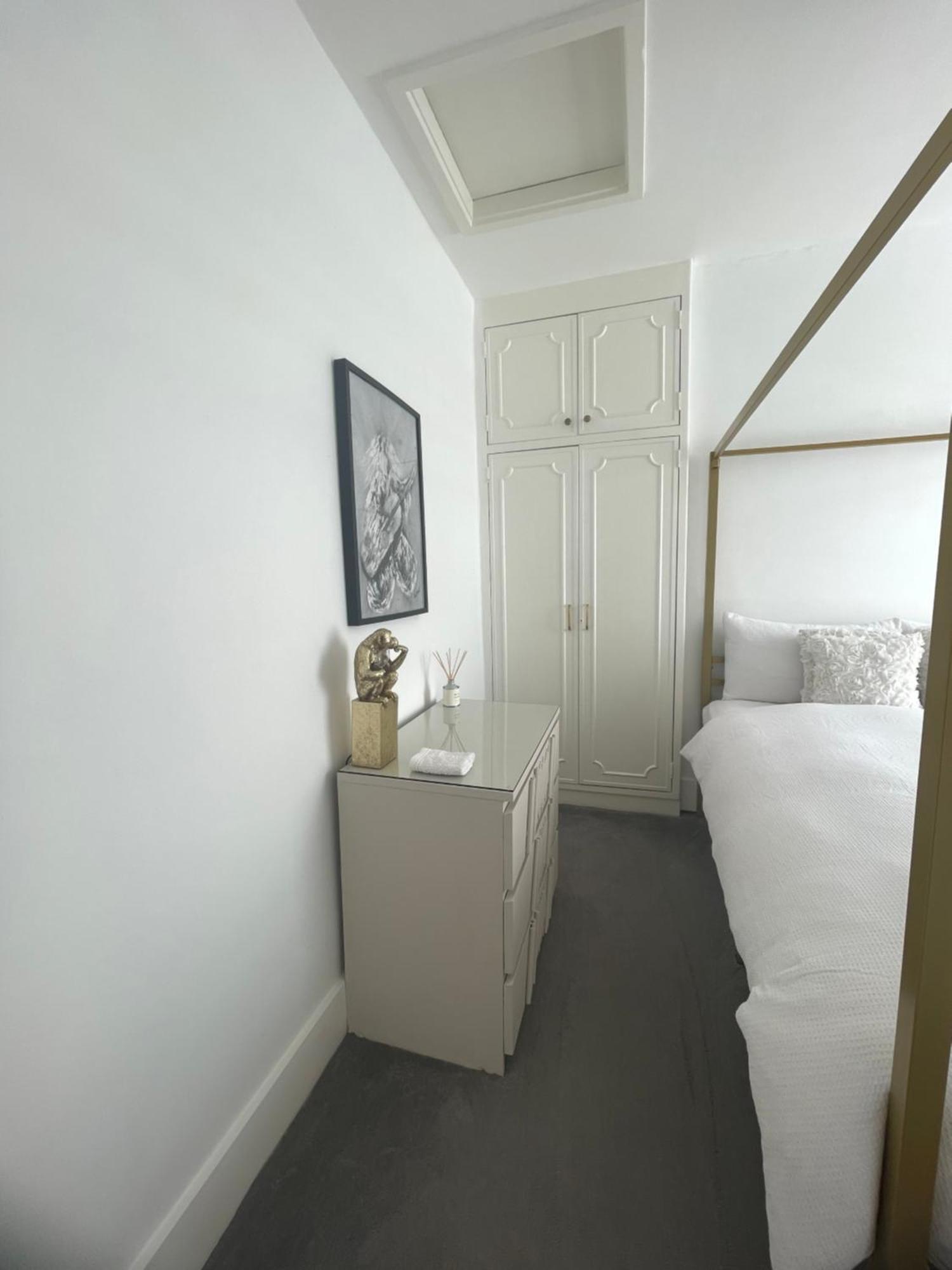 Queen Bedroom In Maida Vale Londres Exterior foto